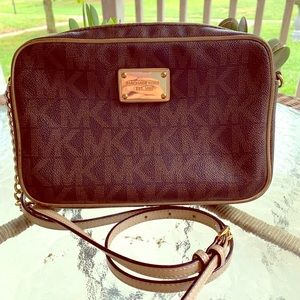 Michael Kors Jet Set Crossbody Purse